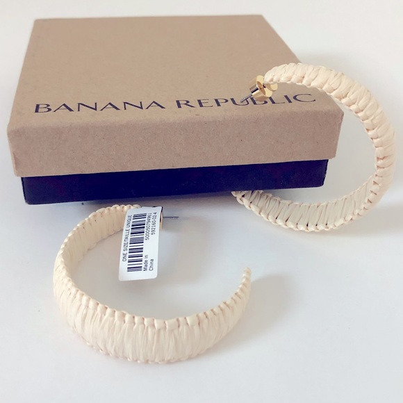 NWT Banana Republic Raffia Hoop Earrings - Picture 2 of 4